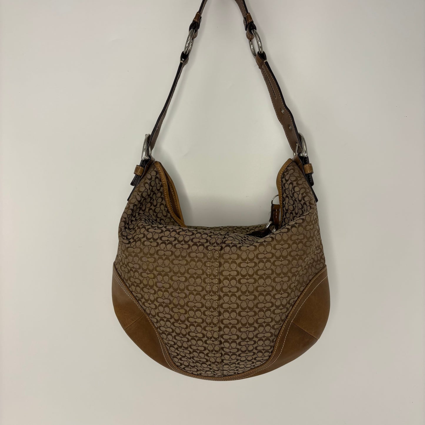 Coach Signature Hobo - Brown