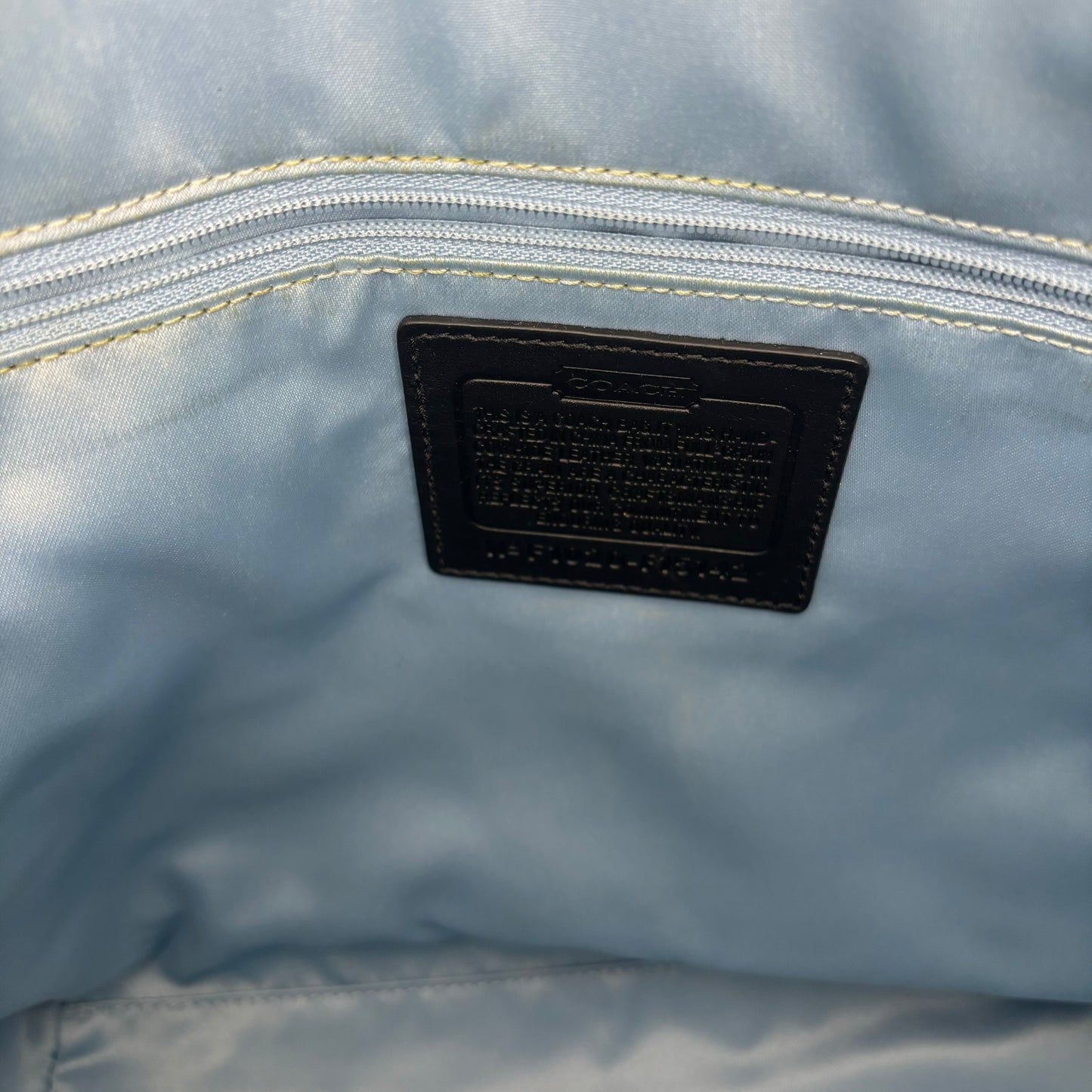 Coach Signature Stitched Tote Bag - Black