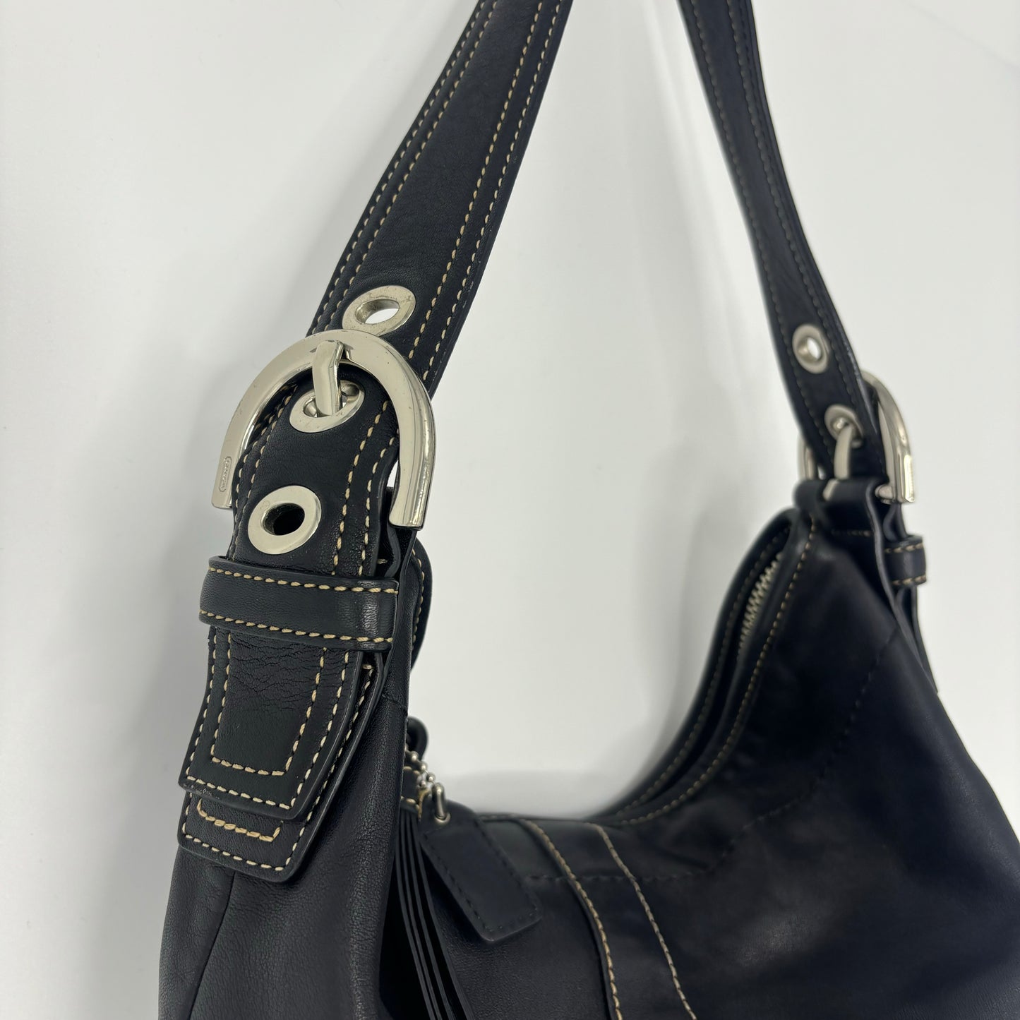 Coach Leather Signature Hobo Small - Black