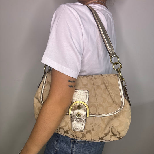 Coach Signature Pleated Soho - Cream