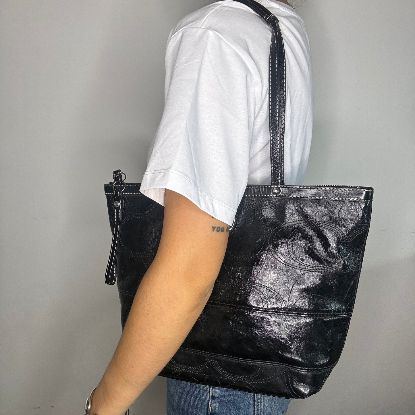 Coach Signature Stitched Tote Bag - Black